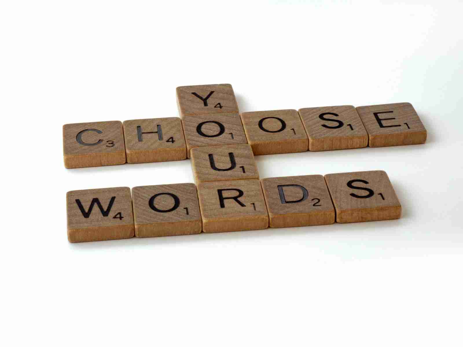 Are All Languages Created Equal? Evaluating the Best Languages for Complex Communication